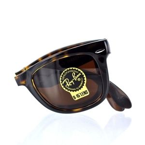 RayBan Folding Wayfarer Tortoise Brown RB4105-Brand new. Only tried on once